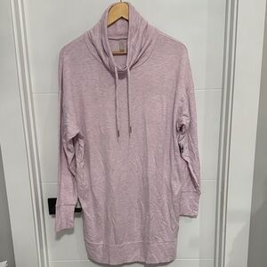 ✨NWT✨ Women's Long Sleeve Top- Size XL